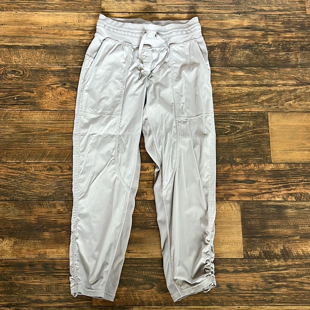 Lululemon Dance Studio Crops